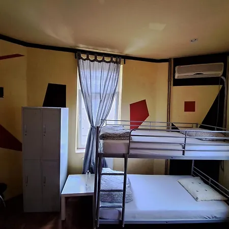 Hostel Funhouse